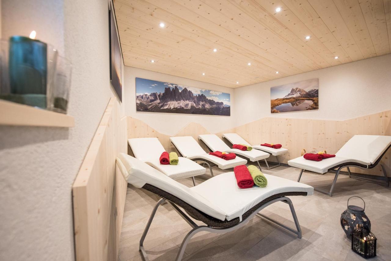 بريسّانوني Mountain Residence Alpenhof - Company Hotel Alpenhof Kg Sas Der Gasser Renate المظهر الخارجي الصورة