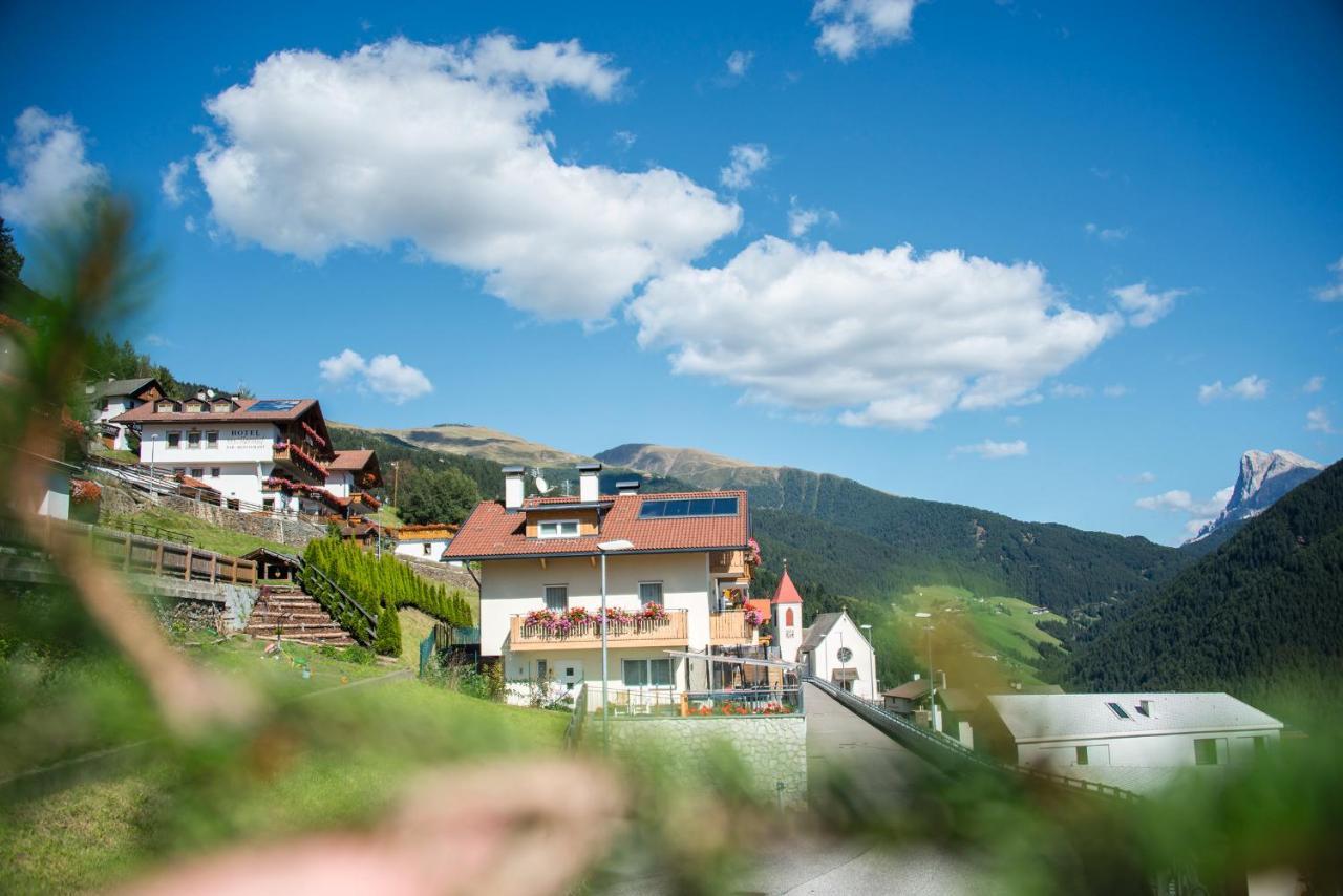 بريسّانوني Mountain Residence Alpenhof - Company Hotel Alpenhof Kg Sas Der Gasser Renate المظهر الخارجي الصورة