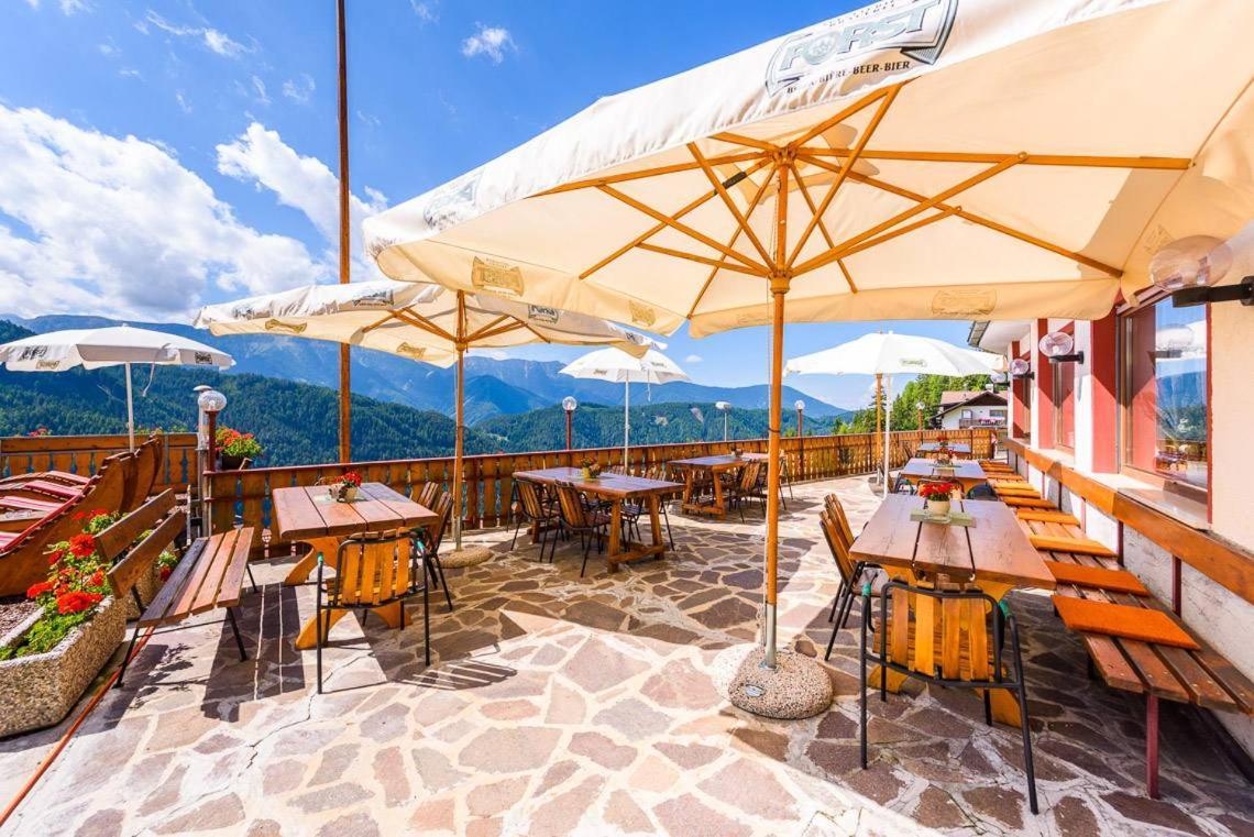 بريسّانوني Mountain Residence Alpenhof - Company Hotel Alpenhof Kg Sas Der Gasser Renate المظهر الخارجي الصورة